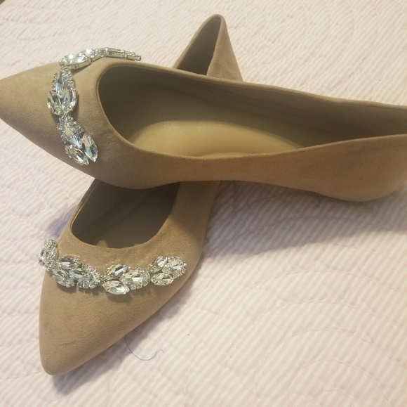 Shoes - Picture 4 of 4